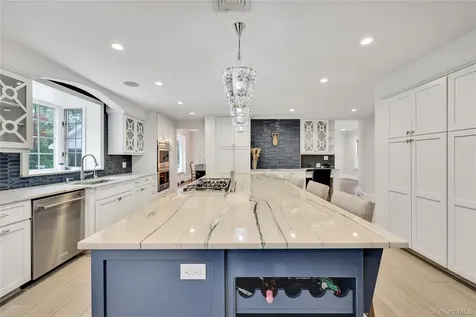 105 Everit Avenue Hewlett NY 11557