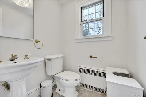 105 Everit Avenue Hewlett NY 11557