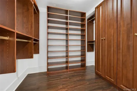 105 Everit Avenue Hewlett NY 11557