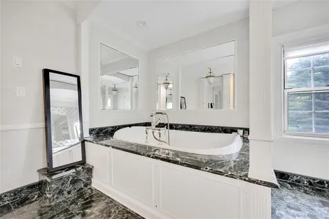105 Everit Avenue Hewlett NY 11557
