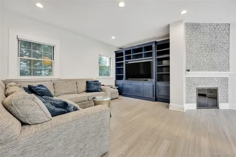 105 Everit Avenue Hewlett NY 11557