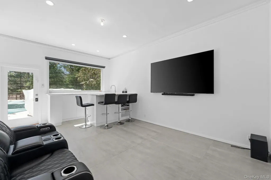 35 Ely Brook Road East Hampton NY 11937