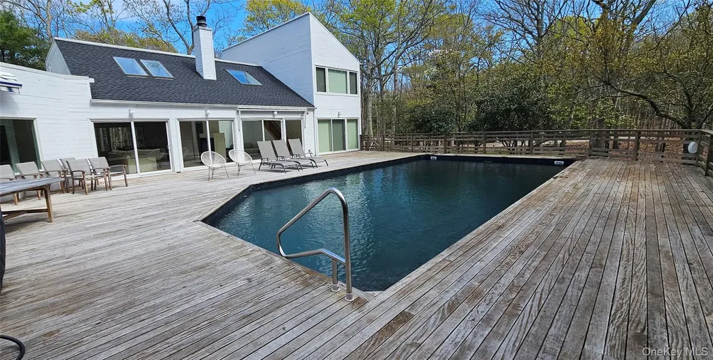 35 Ely Brook Road East Hampton NY 11937