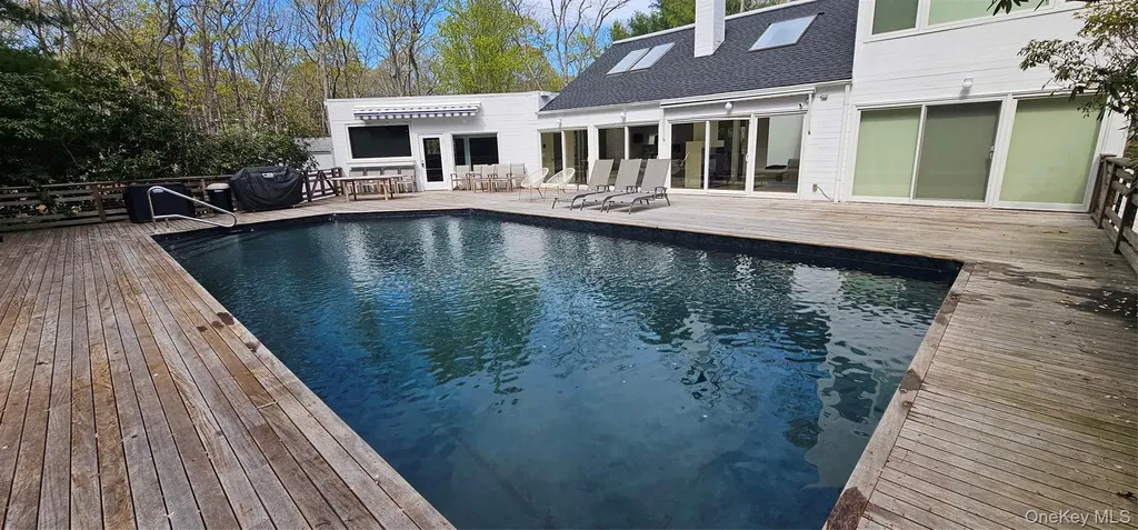 35 Ely Brook Road East Hampton NY 11937