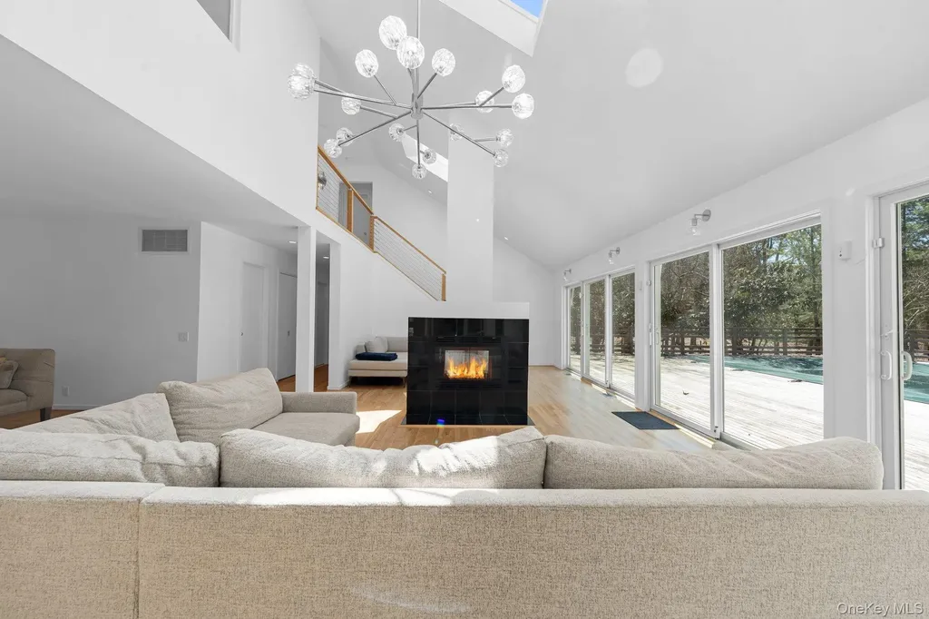 35 Ely Brook Road East Hampton NY 11937