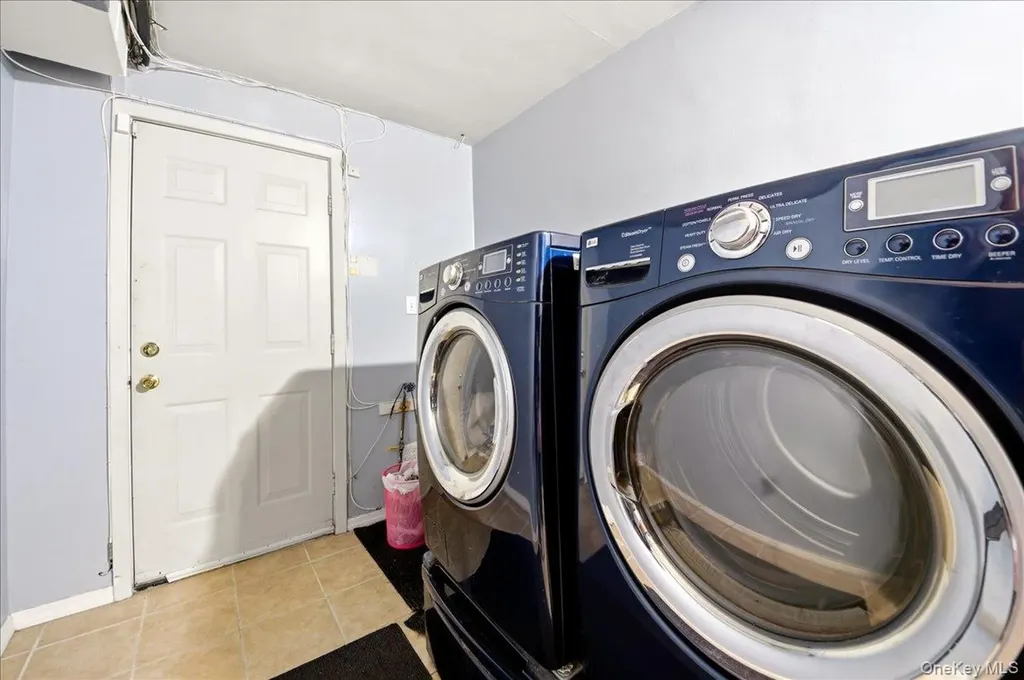 193 Kearney Avenue Bronx NY 10465