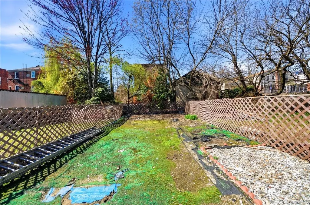 193 Kearney Avenue Bronx NY 10465