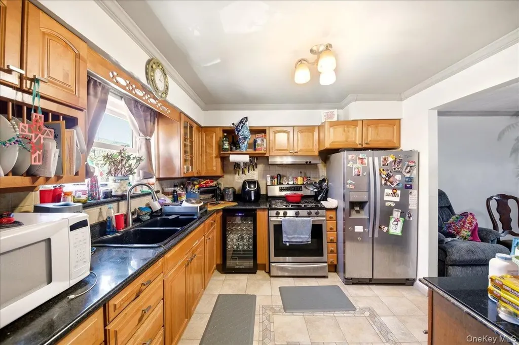 193 Kearney Avenue Bronx NY 10465