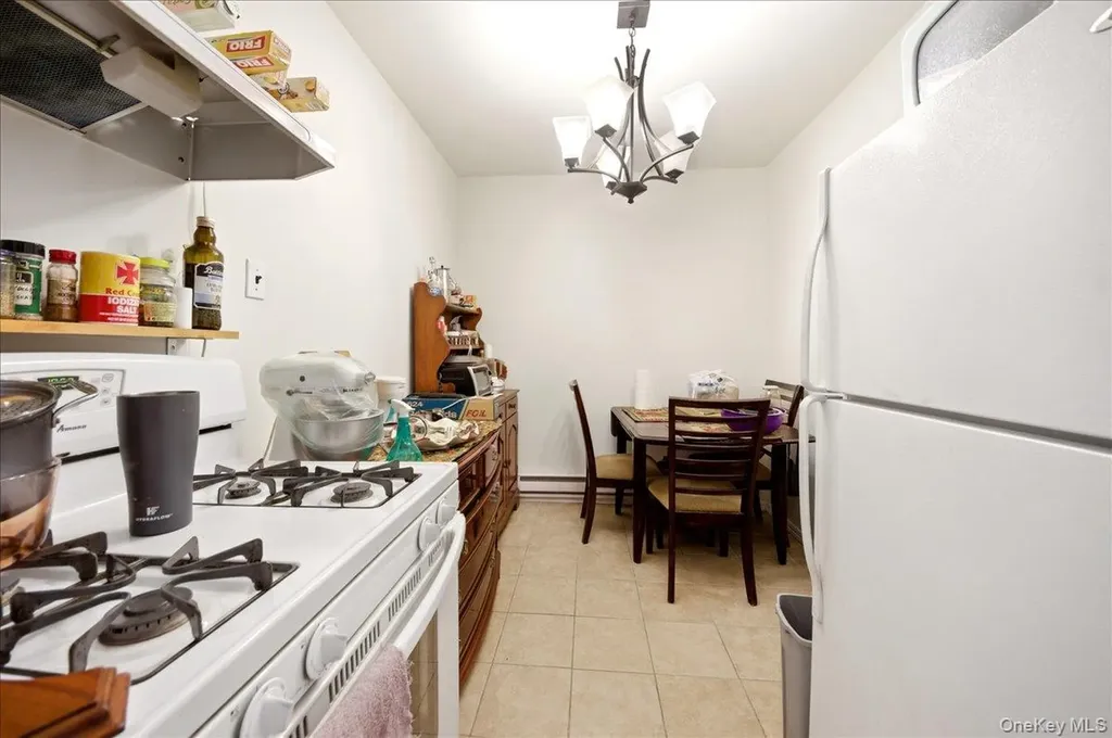 193 Kearney Avenue Bronx NY 10465