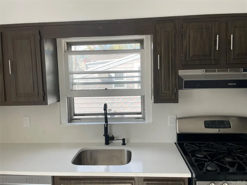 287 Mary Lou Avenue Yonkers NY 10703