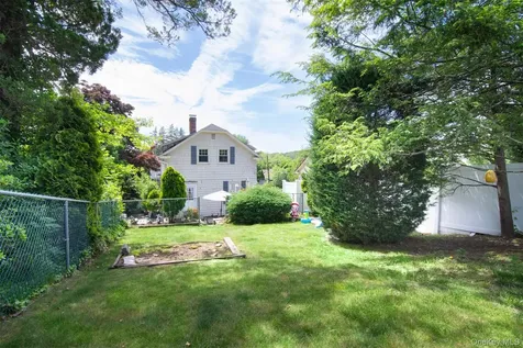 196 N Kensico Avenue White Plains NY 10604