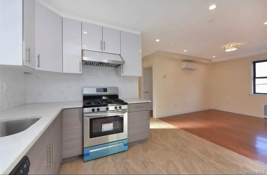 4128 150th Street Flushing NY 11355