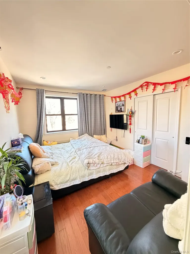 4128 150th Street Flushing NY 11355