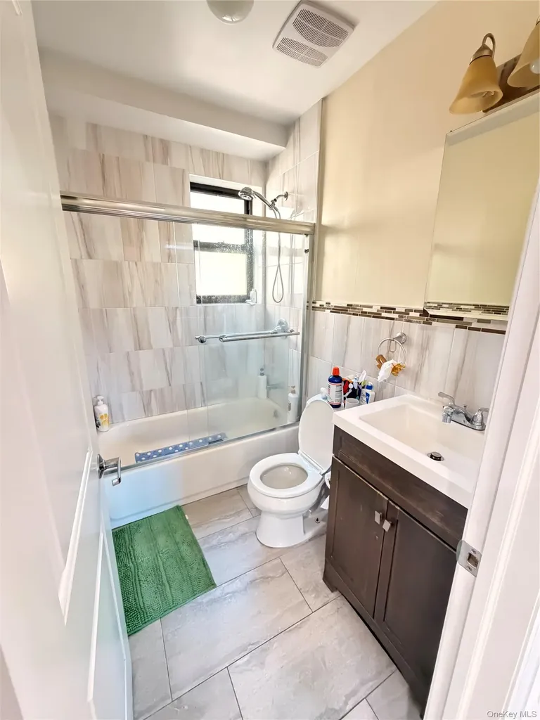 4128 150th Street Flushing NY 11355