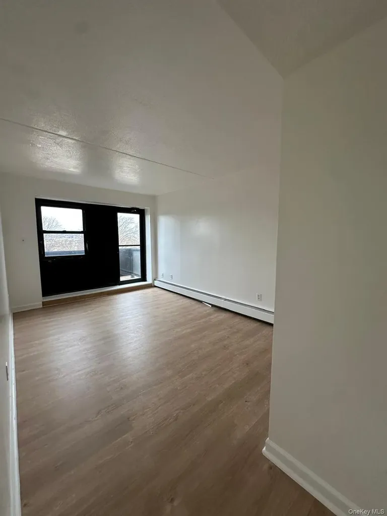 5611 Clover Place Ridgewood NY 11385