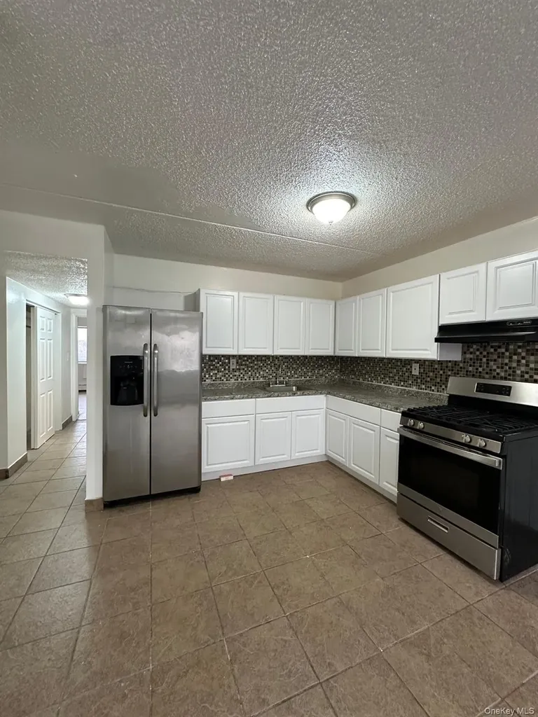 5611 Clover Place Ridgewood NY 11385