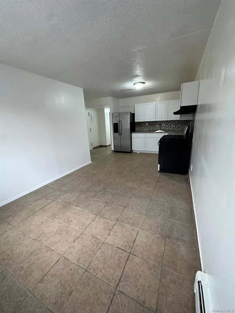 5611 Clover Place Ridgewood NY 11385