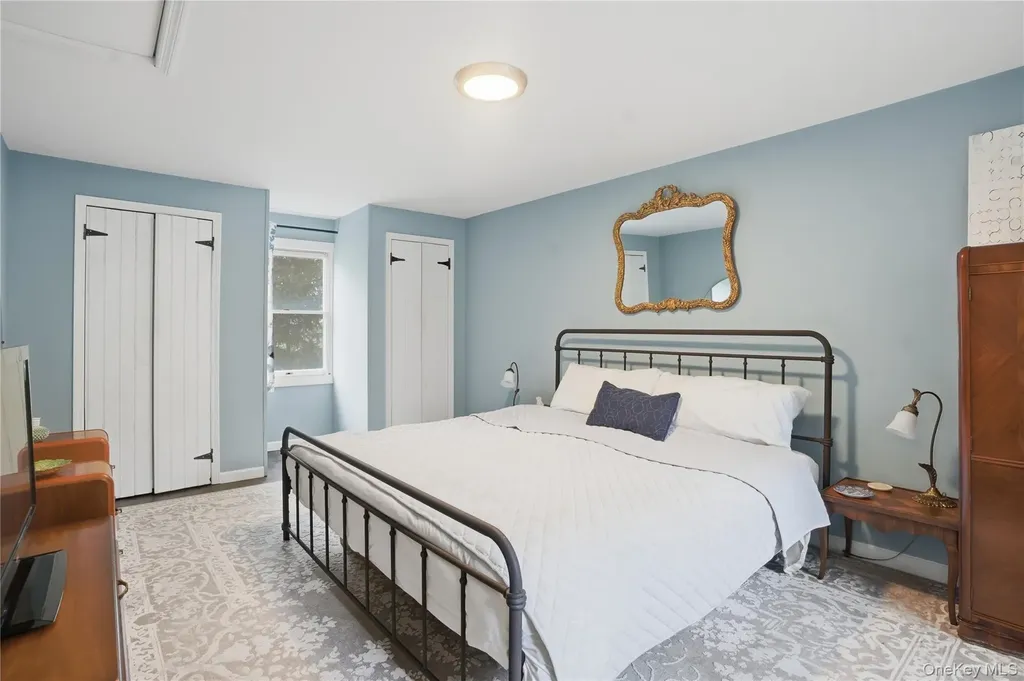 42 South Terrace Fishkill NY 12524