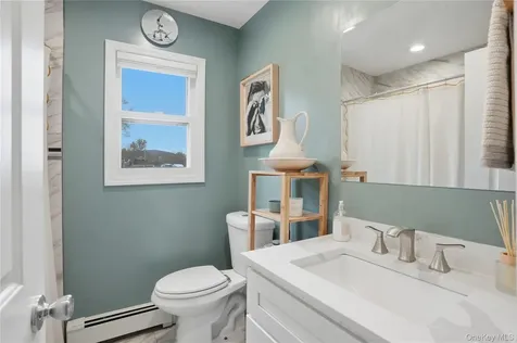 42 South Terrace Fishkill NY 12524