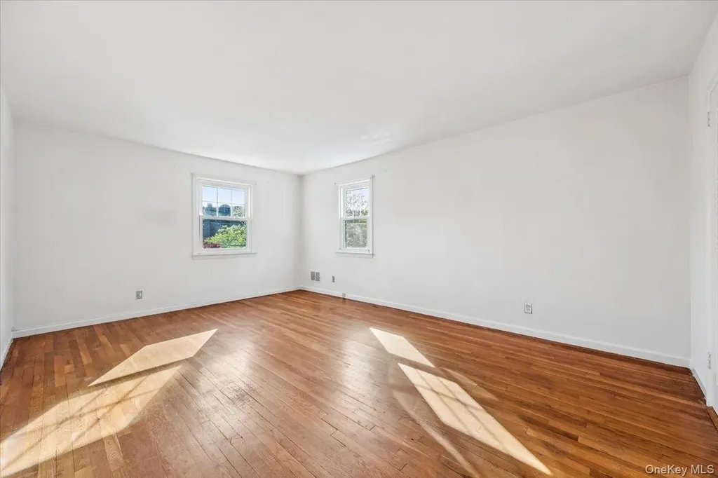 19 Wright Place Scarsdale NY 10583