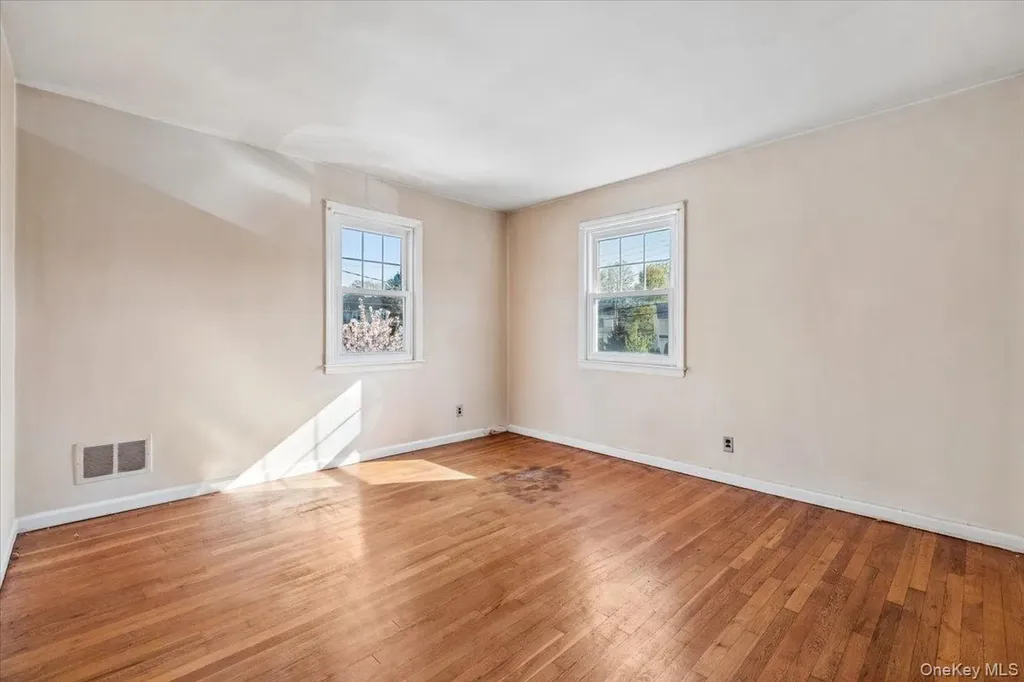 19 Wright Place Scarsdale NY 10583