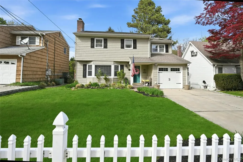 6 Butler Place Northport NY 11768