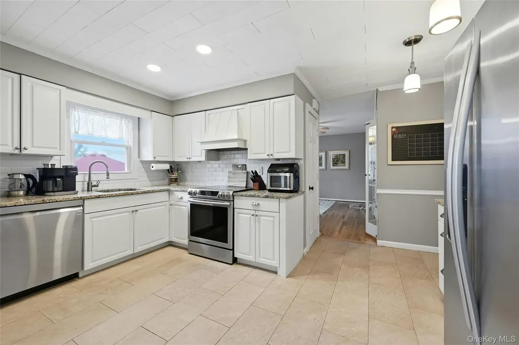 6 Butler Place Northport NY 11768