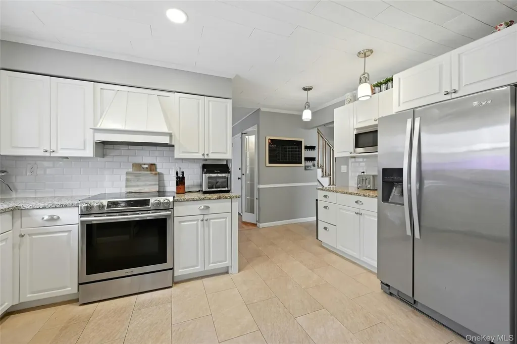 6 Butler Place Northport NY 11768