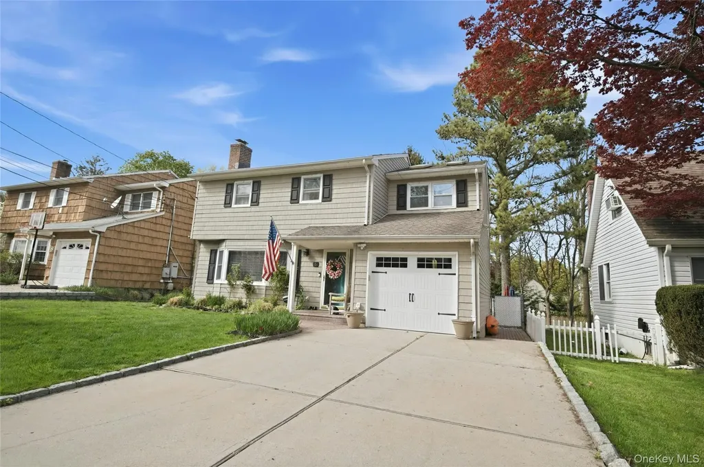 6 Butler Place Northport NY 11768