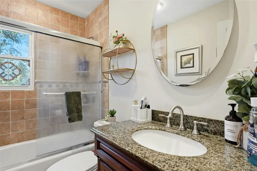 6 Butler Place Northport NY 11768