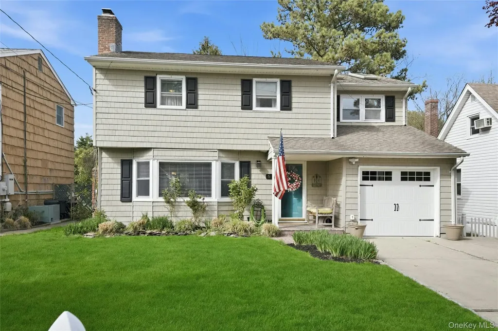 6 Butler Place Northport NY 11768