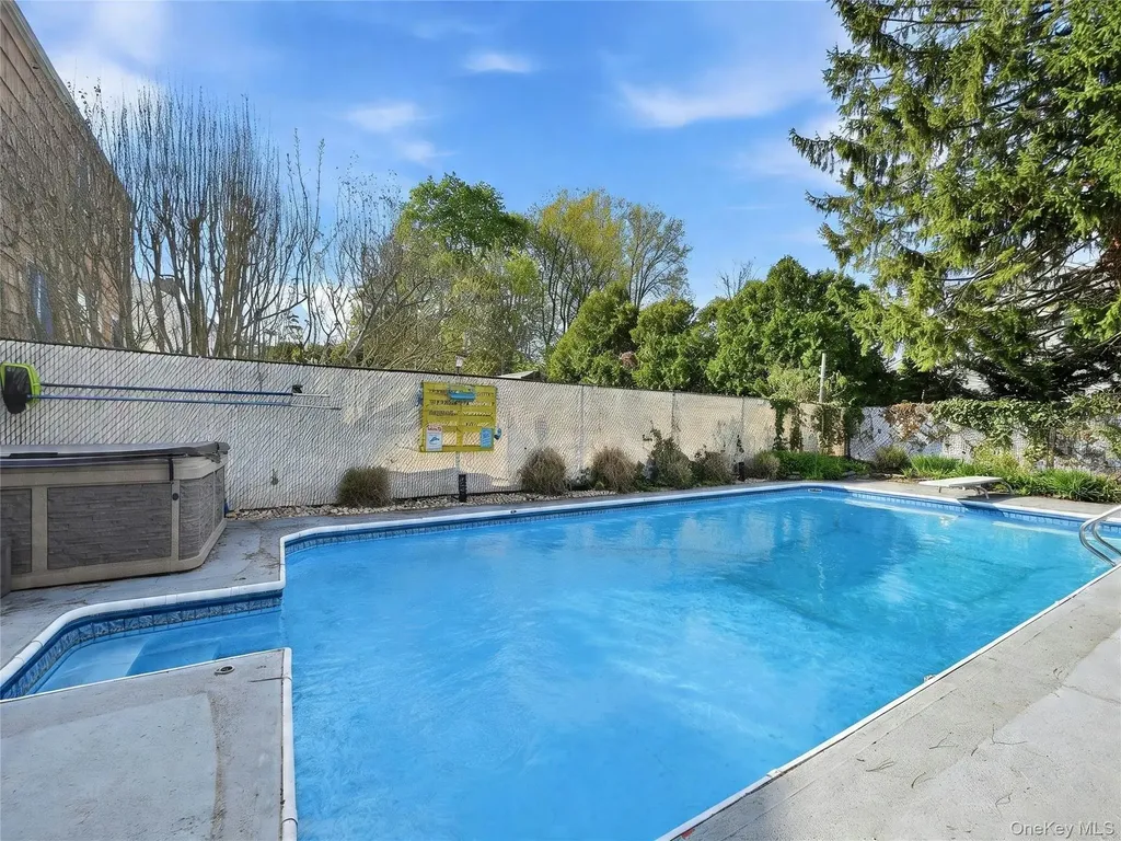 6 Butler Place Northport NY 11768
