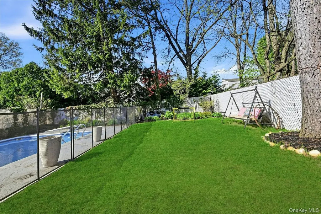 6 Butler Place Northport NY 11768