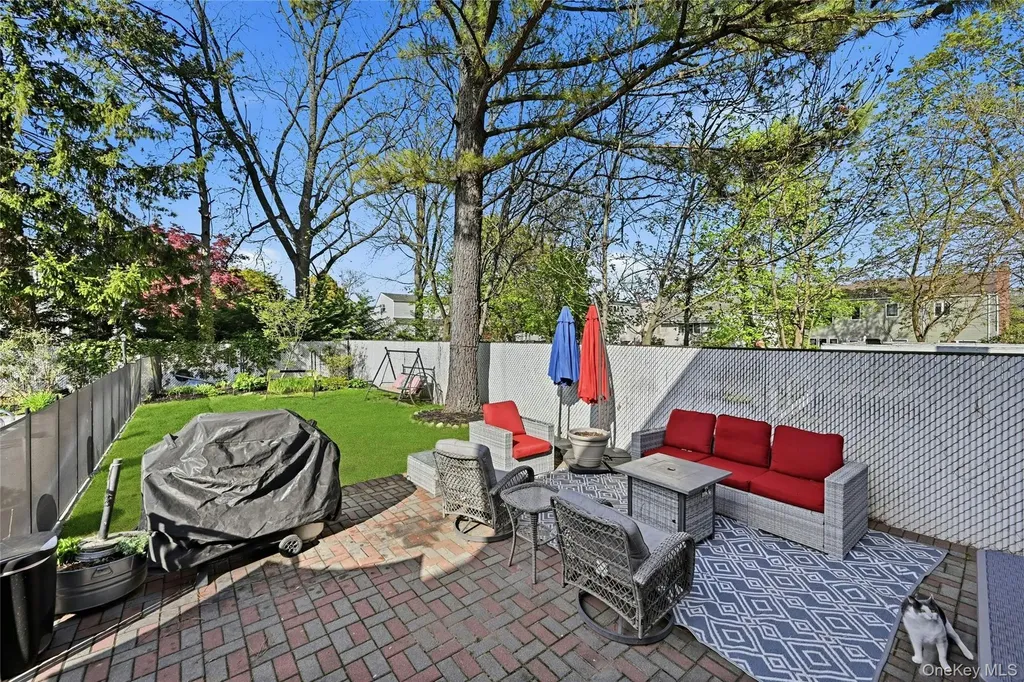 6 Butler Place Northport NY 11768