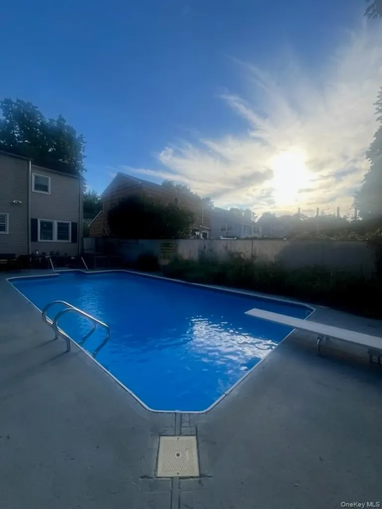 6 Butler Place Northport NY 11768