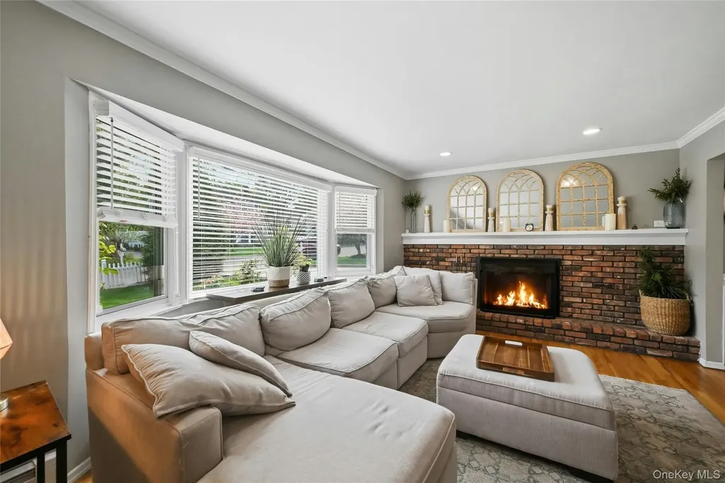 6 Butler Place Northport NY 11768