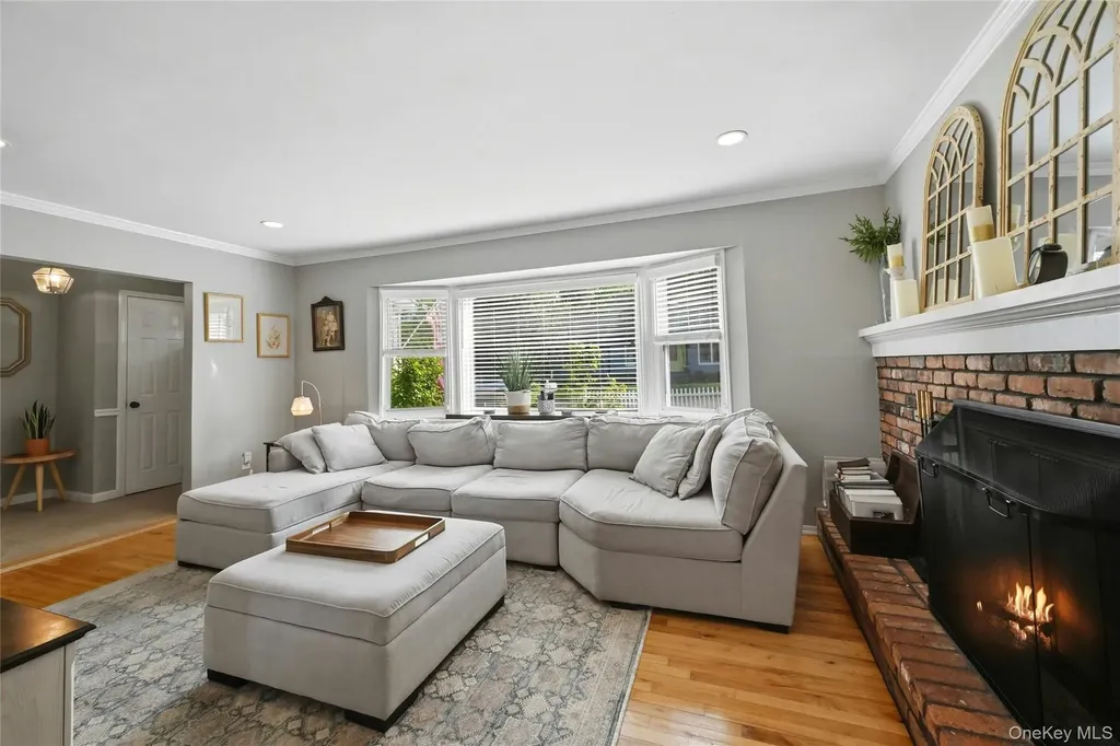 6 Butler Place Northport NY 11768