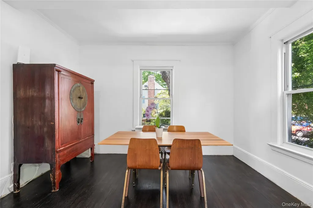 8 Hobart Street Bronxville NY 10708