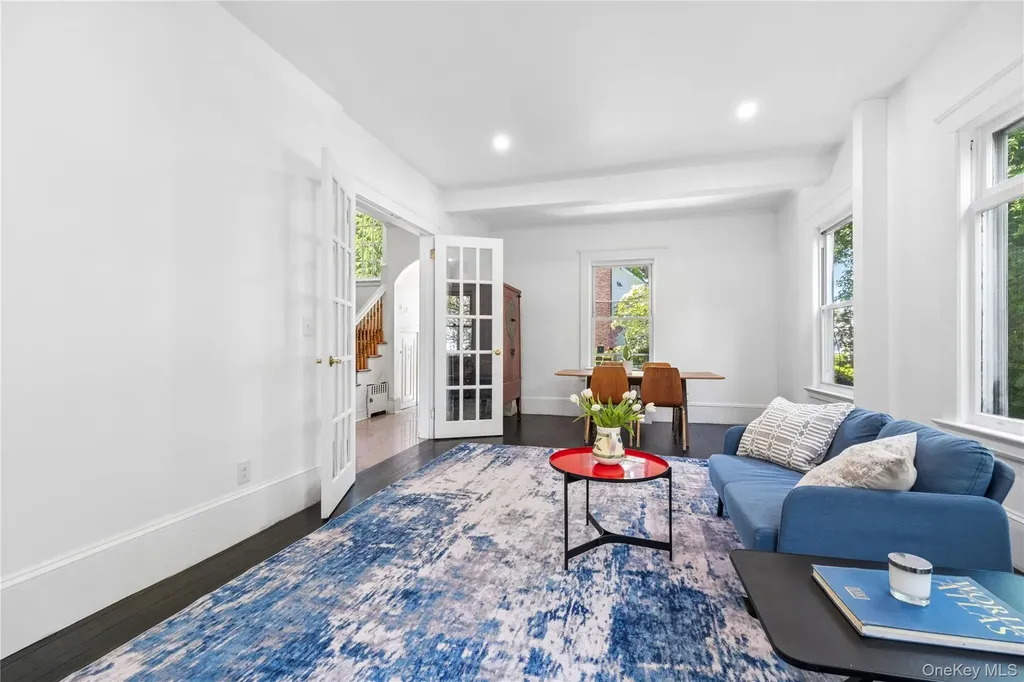 8 Hobart Street Bronxville NY 10708
