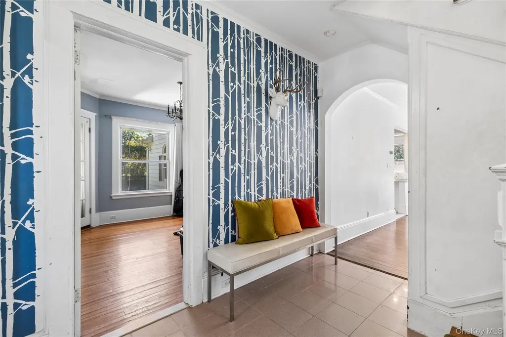 8 Hobart Street Bronxville NY 10708