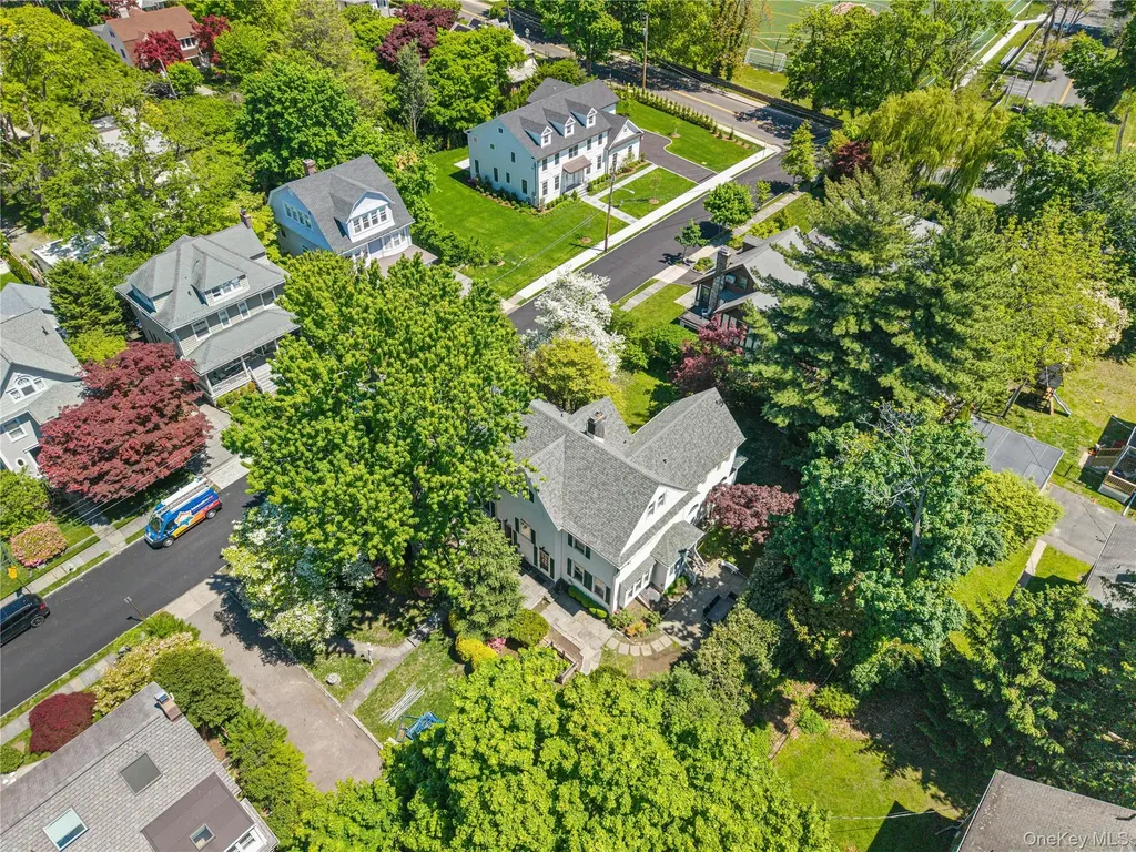 8 Hobart Street Bronxville NY 10708
