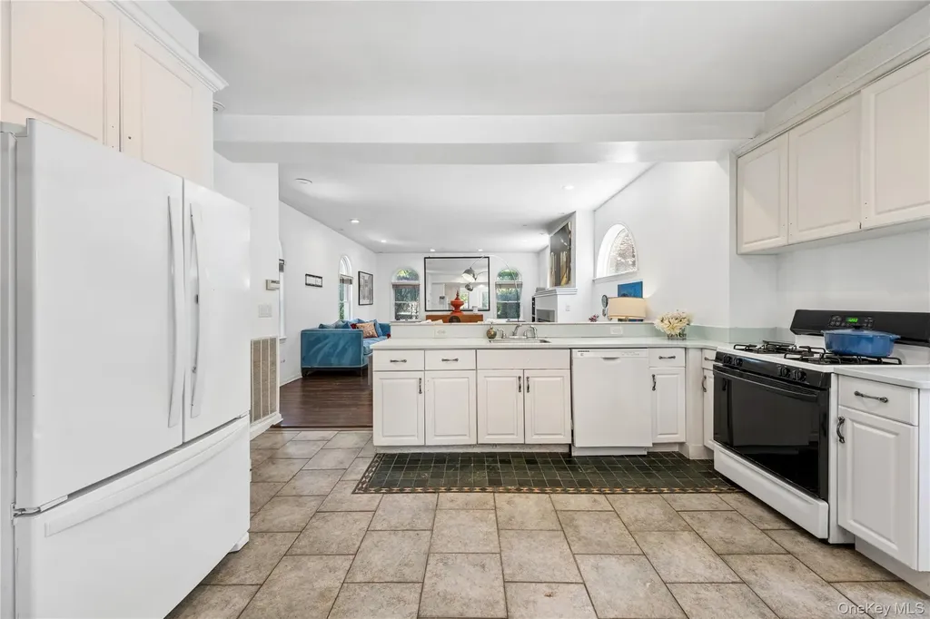 8 Hobart Street Bronxville NY 10708