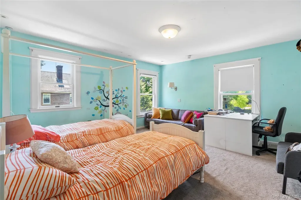8 Hobart Street Bronxville NY 10708