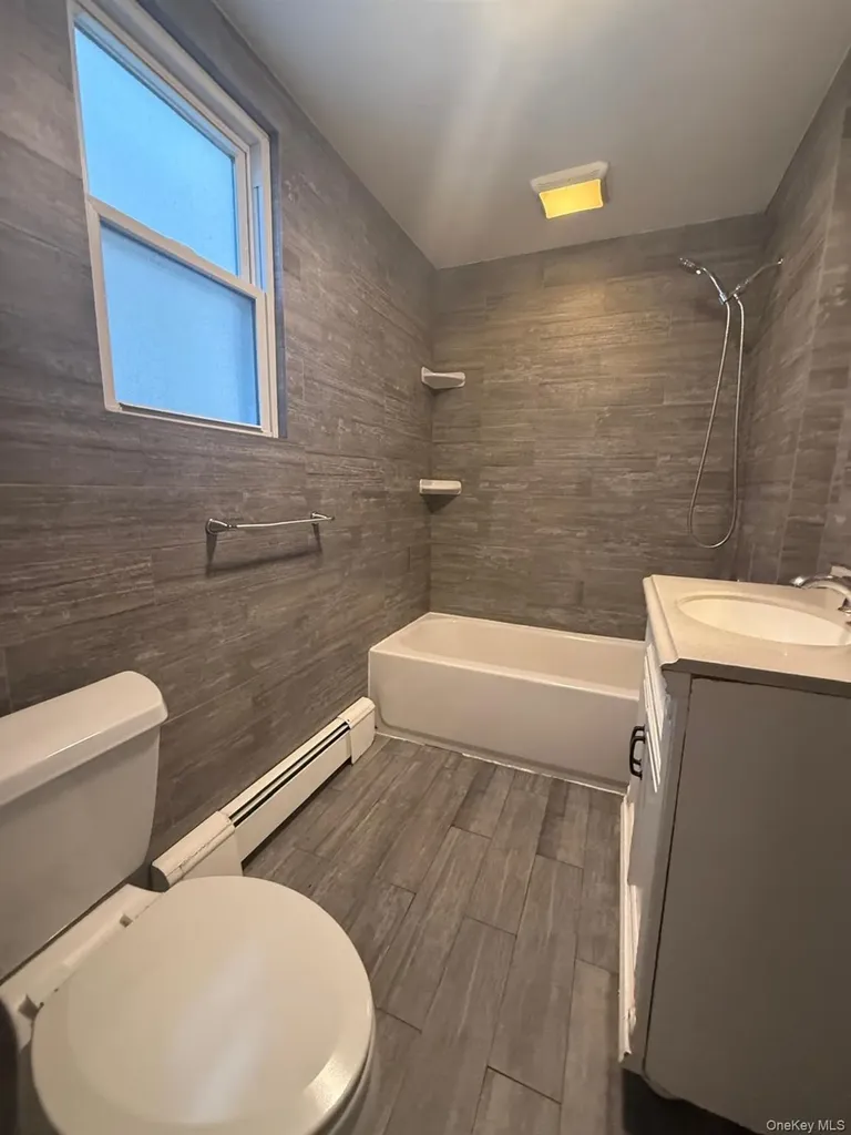 121 Carroll Avenue Valley Stream NY 11580