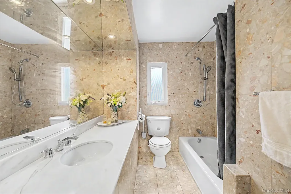 8 Central Park Road Plainview NY 11803