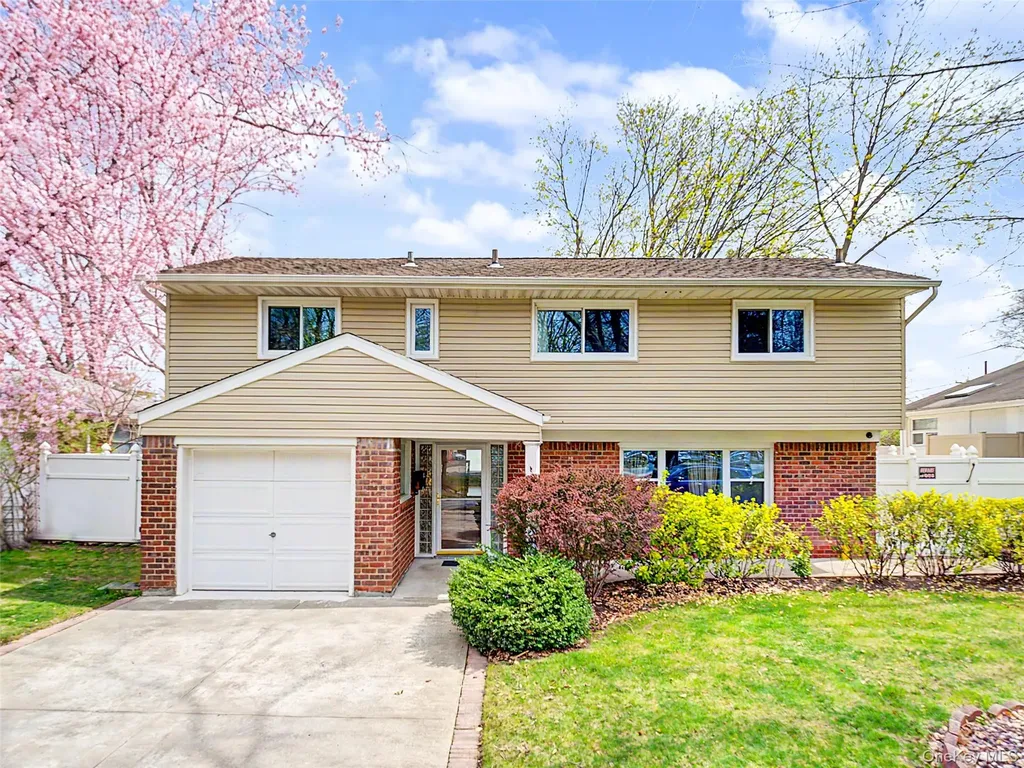 8 Central Park Road Plainview NY 11803
