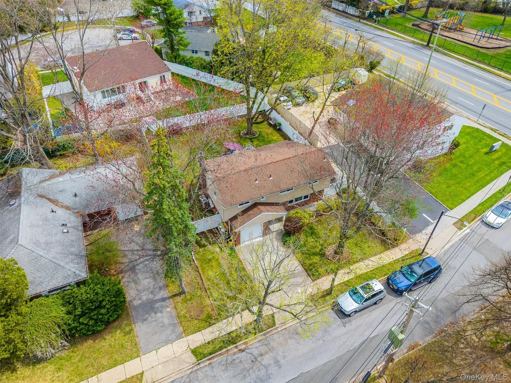 8 Central Park Road Plainview NY 11803