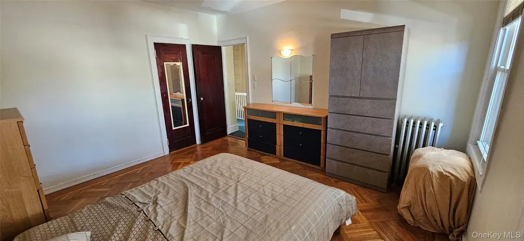 7854 75th Street Glendale NY 11385