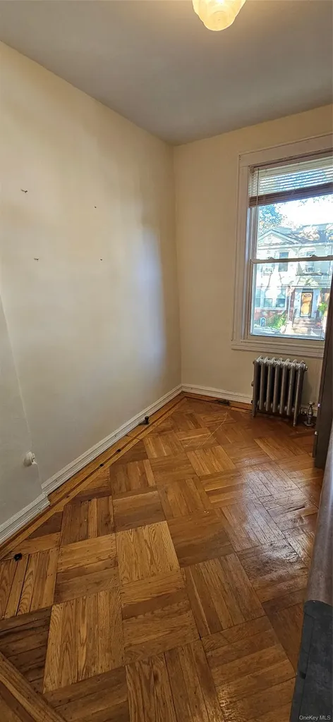 7854 75th Street Glendale NY 11385