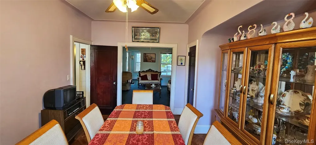 7854 75th Street Glendale NY 11385